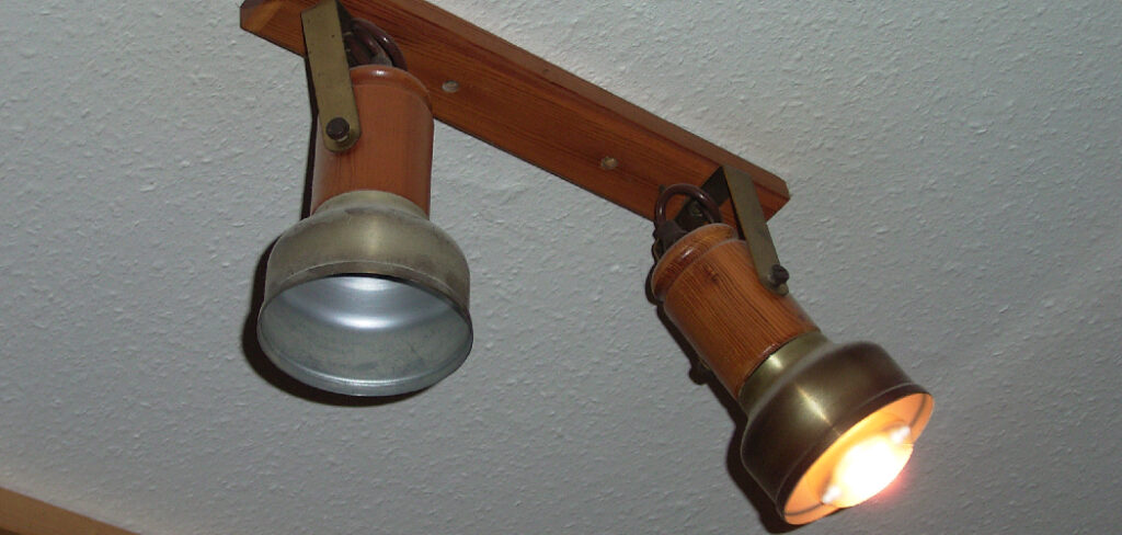 How to Fix a Track Light Cover