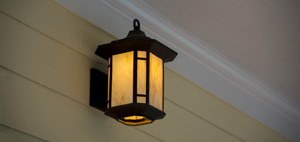 How to Replace a Porch Light Cover