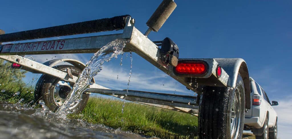 How to Replace Boat Trailer Lights